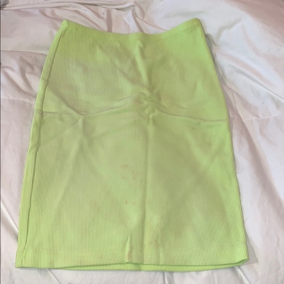 Neon yellow mini skirt - Picture 1 of 4